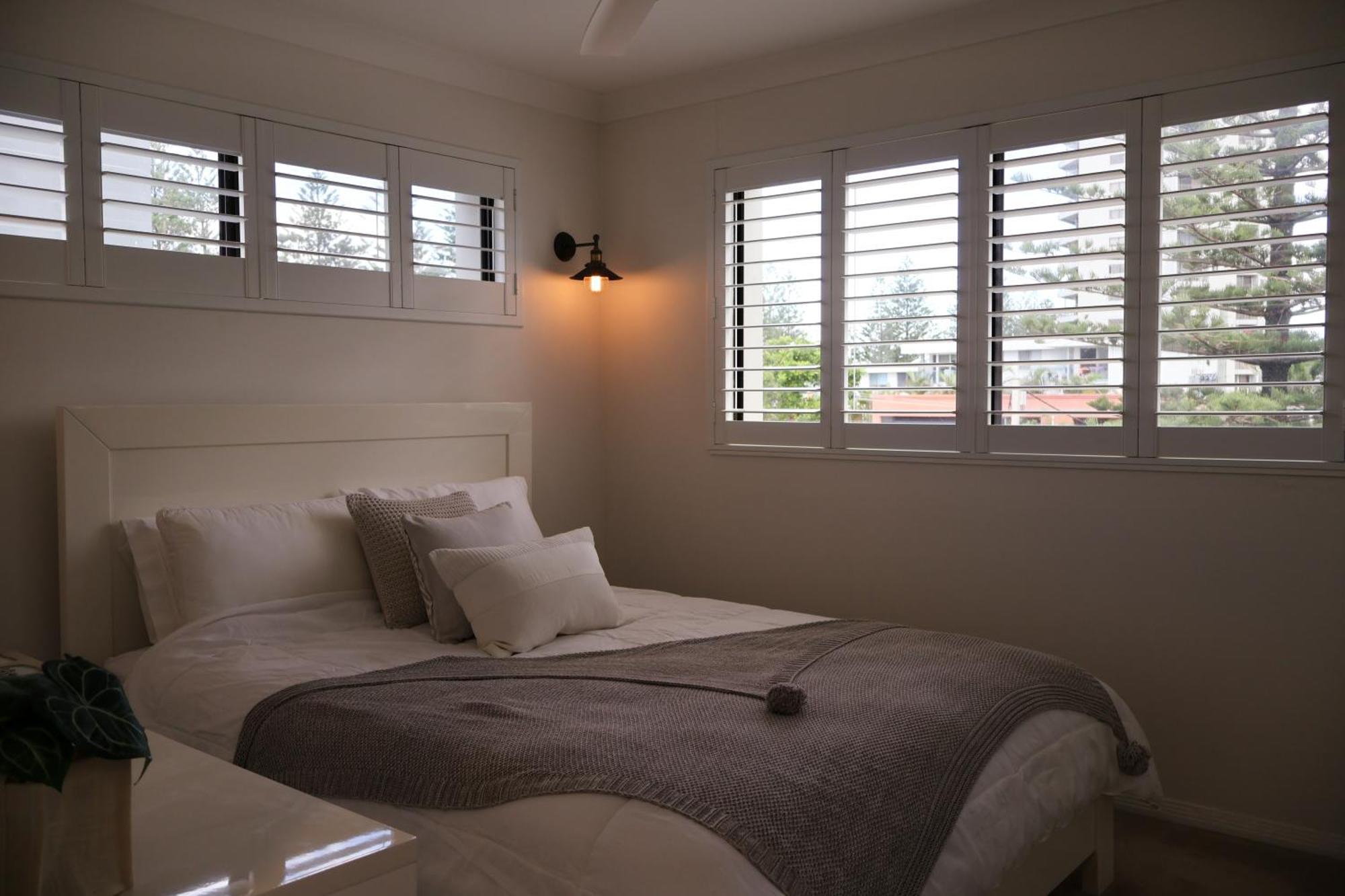 Burleigh On The Beach Gold Coast Exterior photo